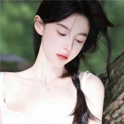 看她轻轻的飞起